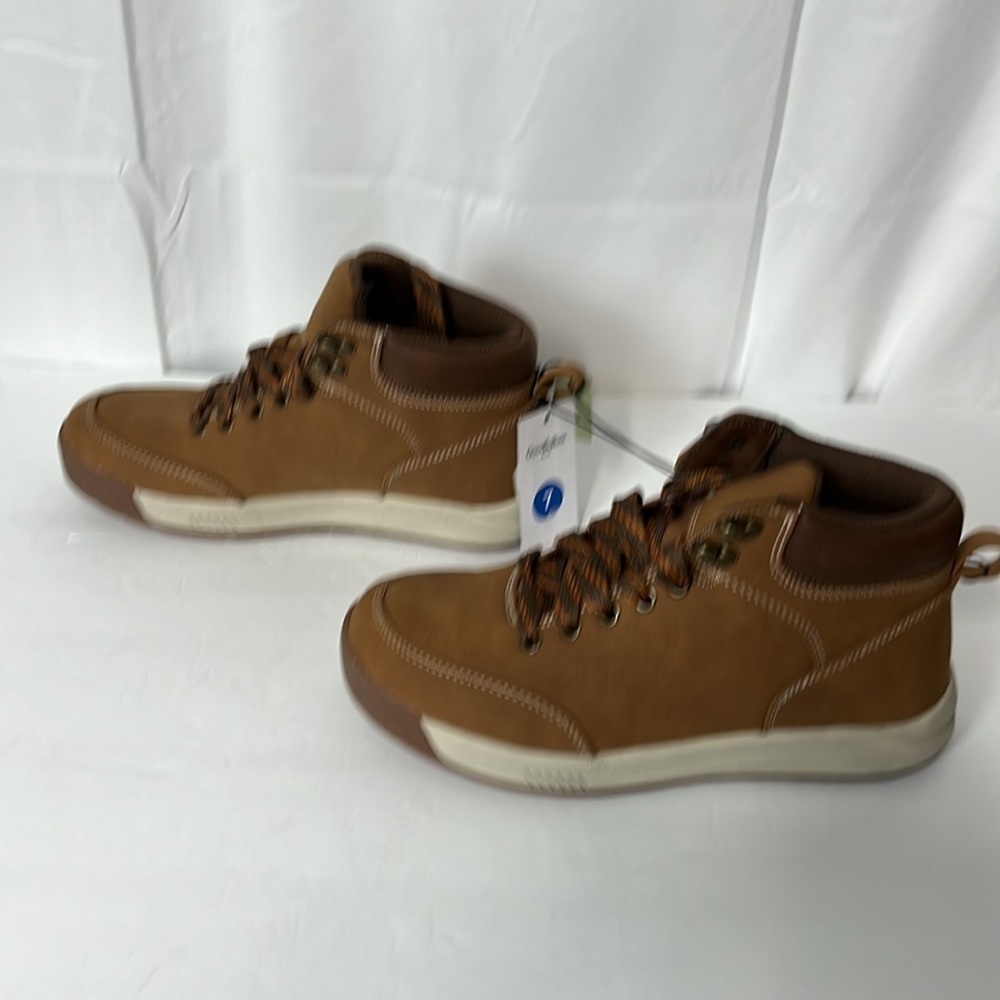 GOODFELLOW and co men’s hiker shoes. - Picture 4 of 6